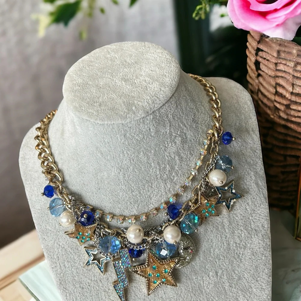 RARE Betsey Johnson Celestial Gold Necklace - Picture 9 of 9